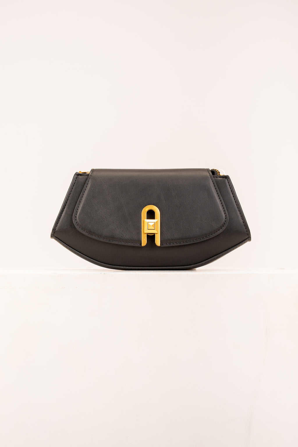 The Carmelia Shoulder Bag