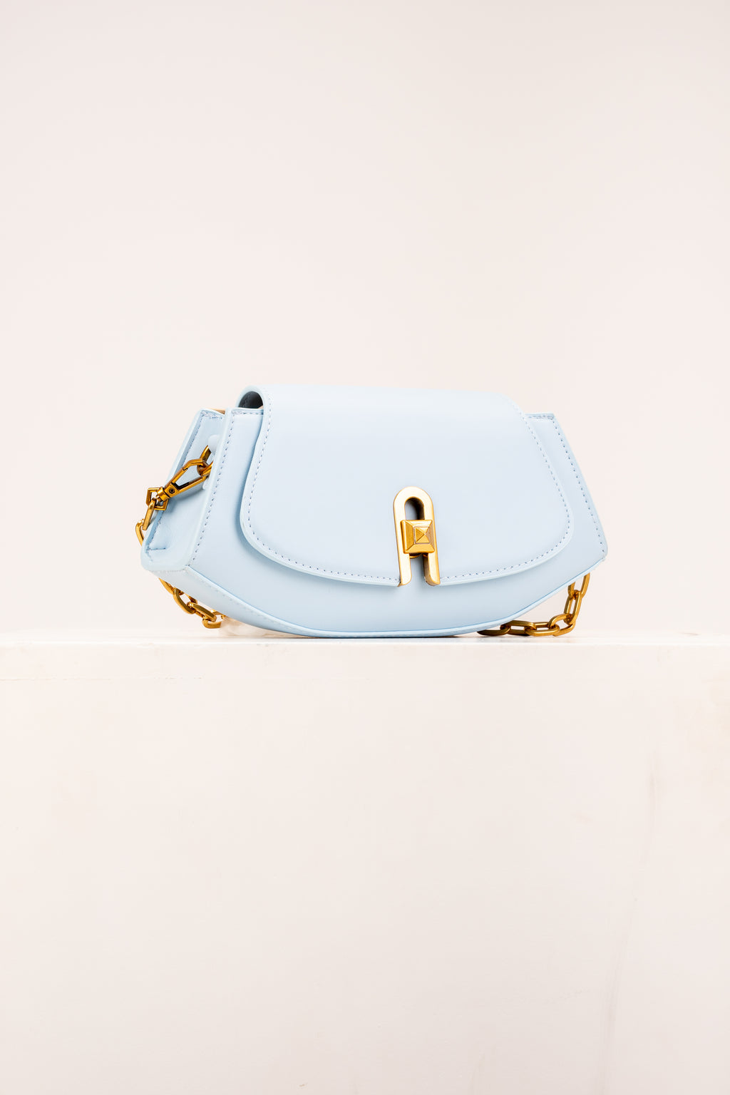 The Carmelia Shoulder Bag