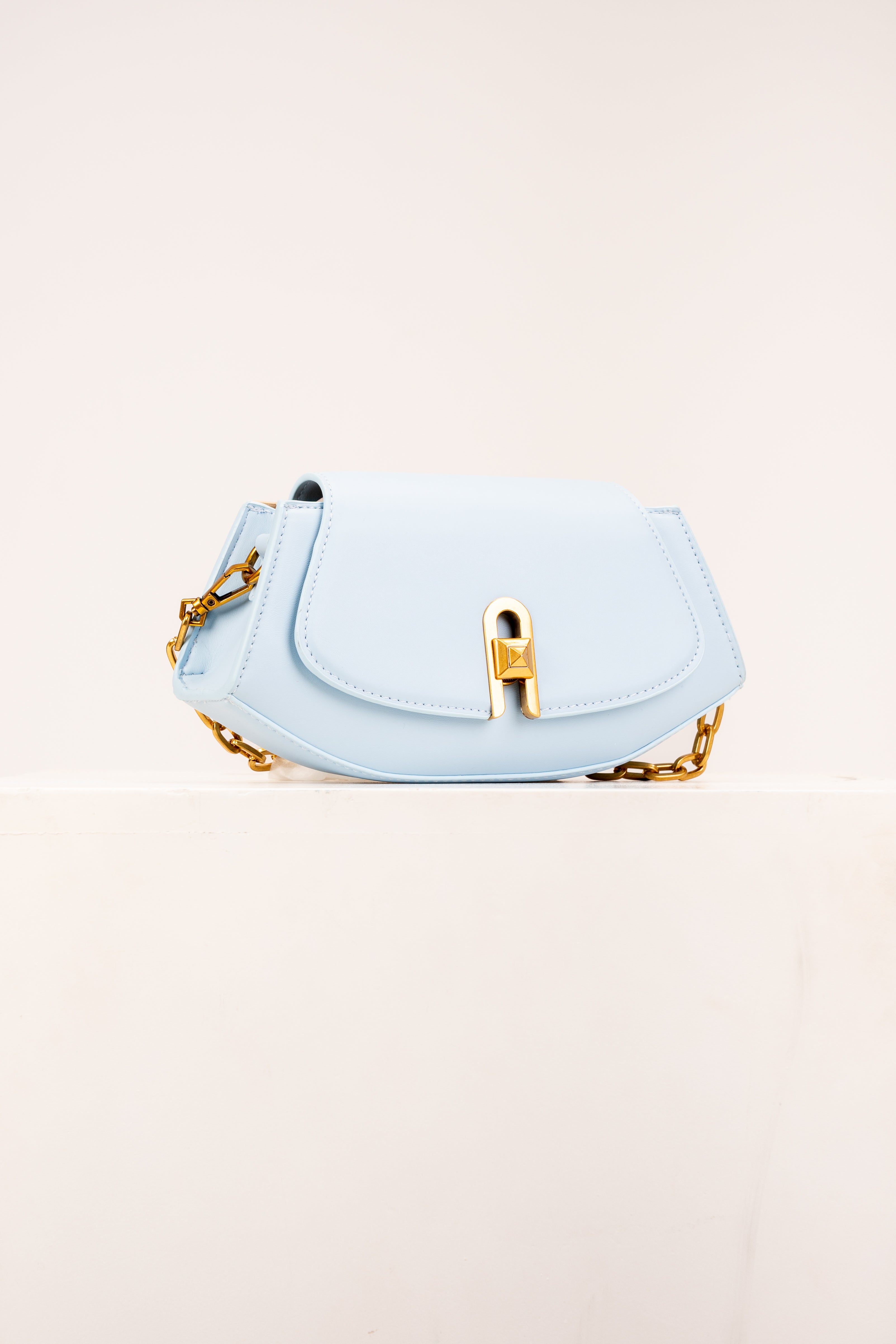 The Carmelia Shoulder Bag